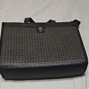 Tommy Hilfiger Logo Black and Gray Patterned Handbag